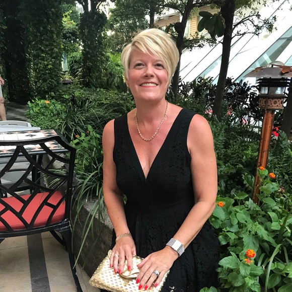 Meet your Posher, Tammy - Picture 1 of 1